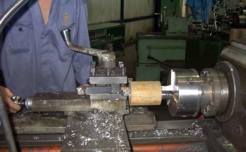 切削參數對薄壁件車削殘余應力的影響