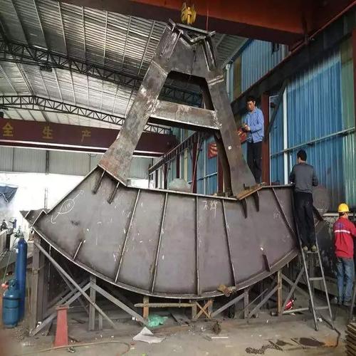 支鉸鋼梁振動時效處理應力方法概述