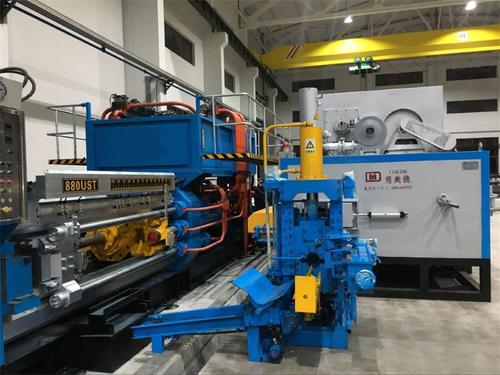 靜態應變儀對20MN擠壓機張力柱應變測試實驗